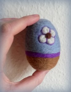needle felted east egg1